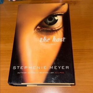 The Host by Stephenie Meyer Hardcover